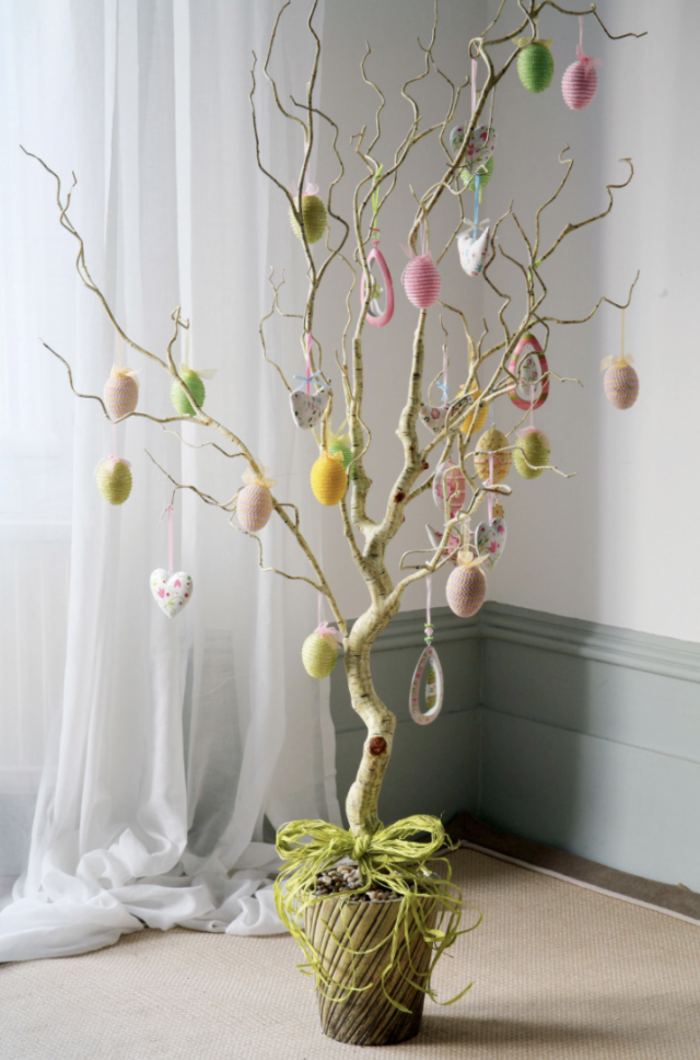 Albero di Pasqua, come creare tante uova colorate con i propri figli