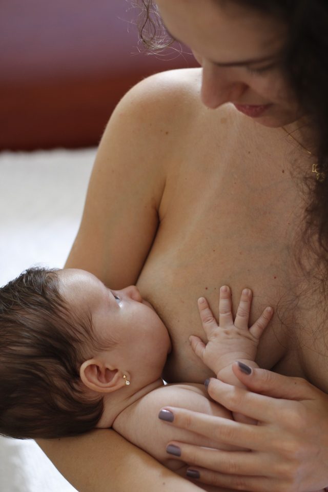 come allattare al seno correttamente